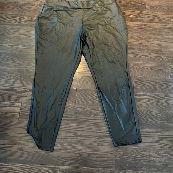 Faux leather type tights - Picture 6 of 6